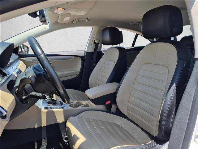 Used 2013 Volkswagen CC R-Line FWD image 21