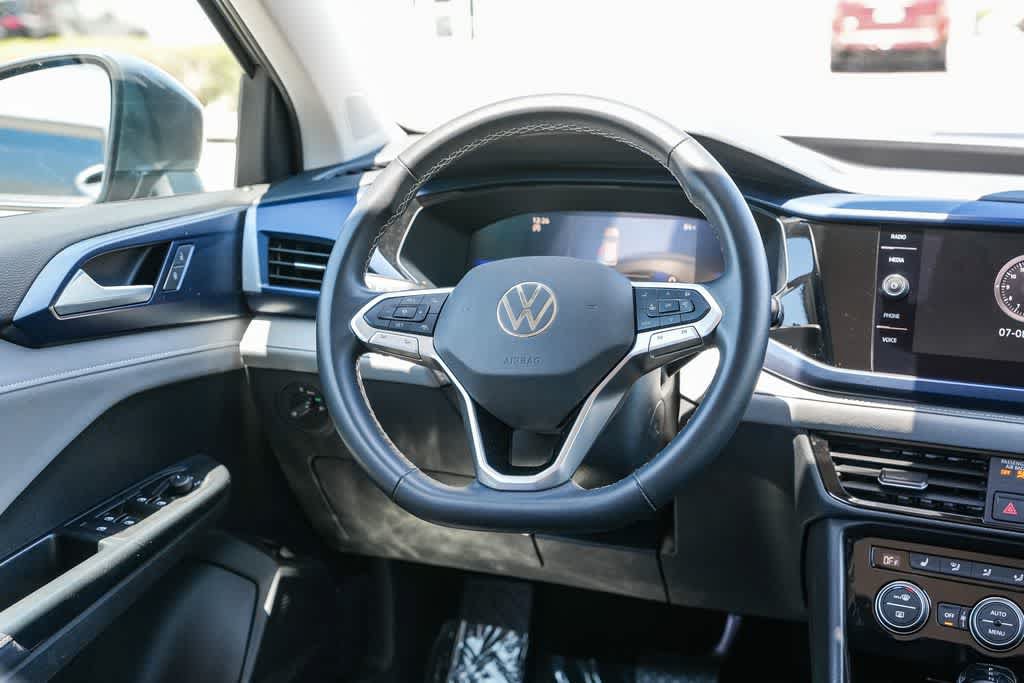 Used 2024 Volkswagen Taos SE FWD image 15