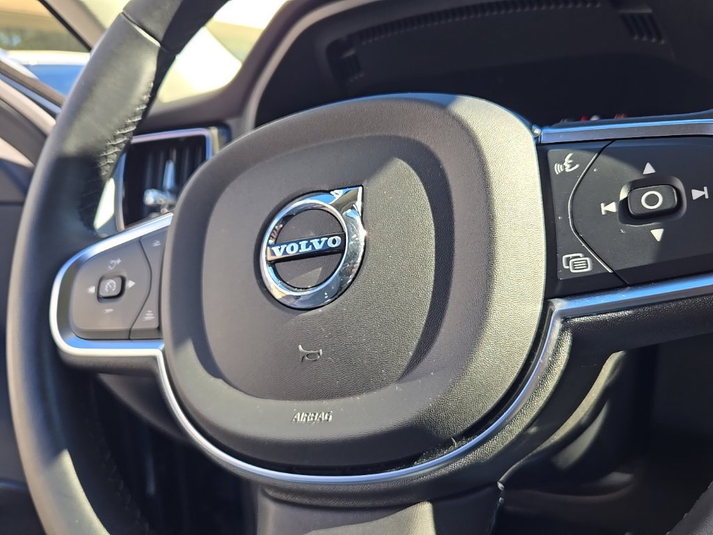 Certified 2024 Volvo XC60 B5 Core w/ Climate Package AWD/4WD image 28