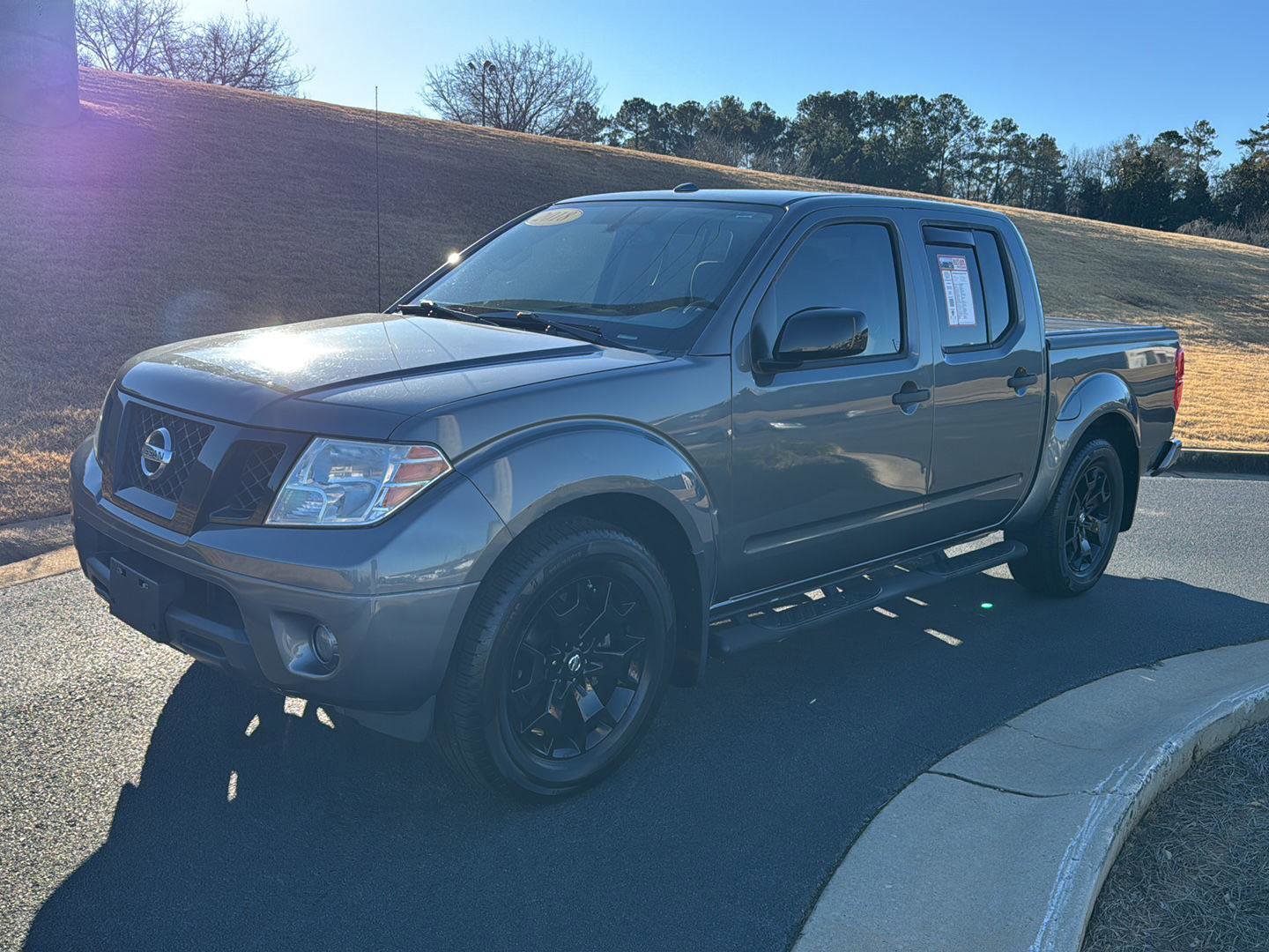 Used 2018 Nissan Frontier SV w/ Value Truck Package image 2