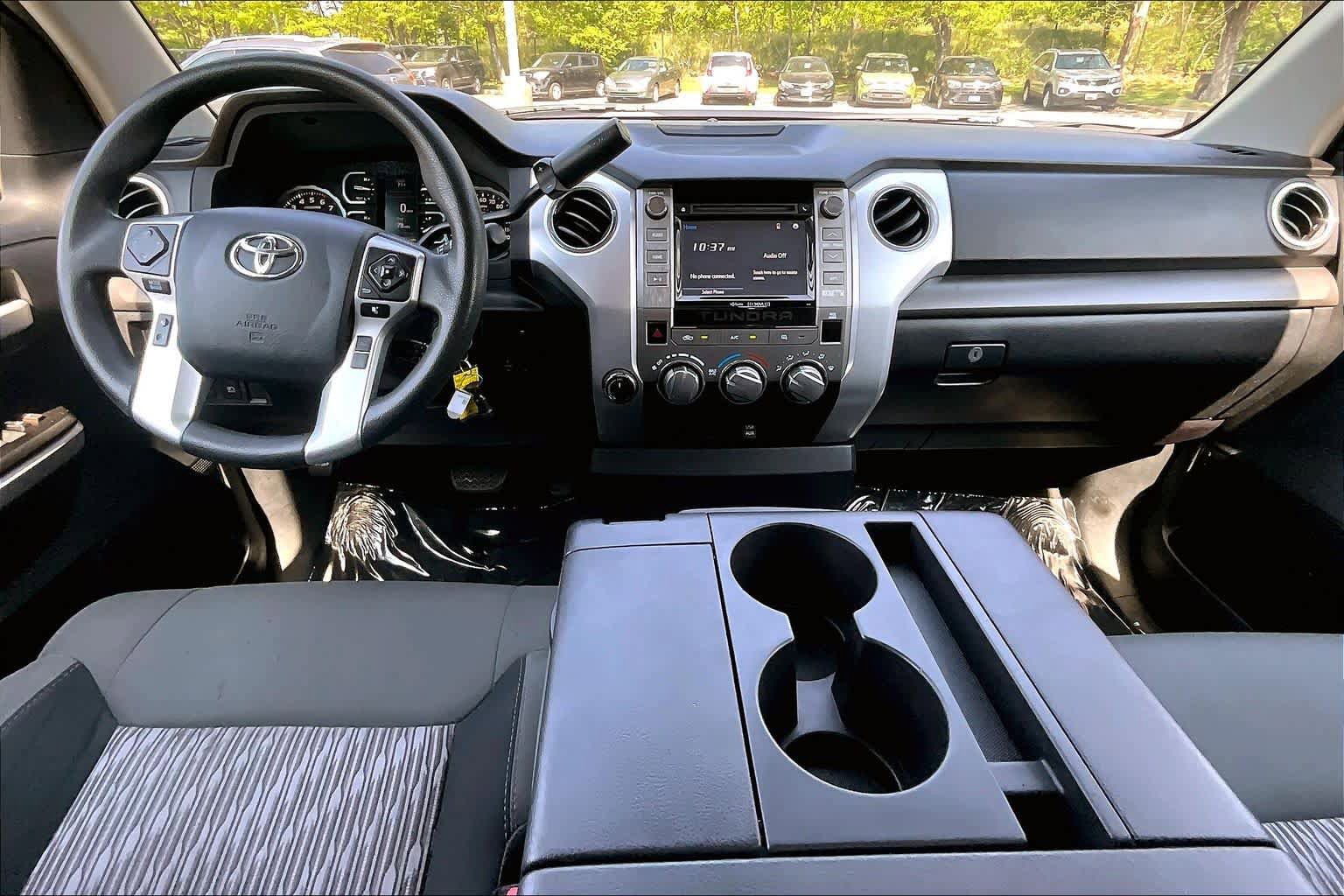 Used 2018 Toyota Tundra SR5 AWD/4WD image 15
