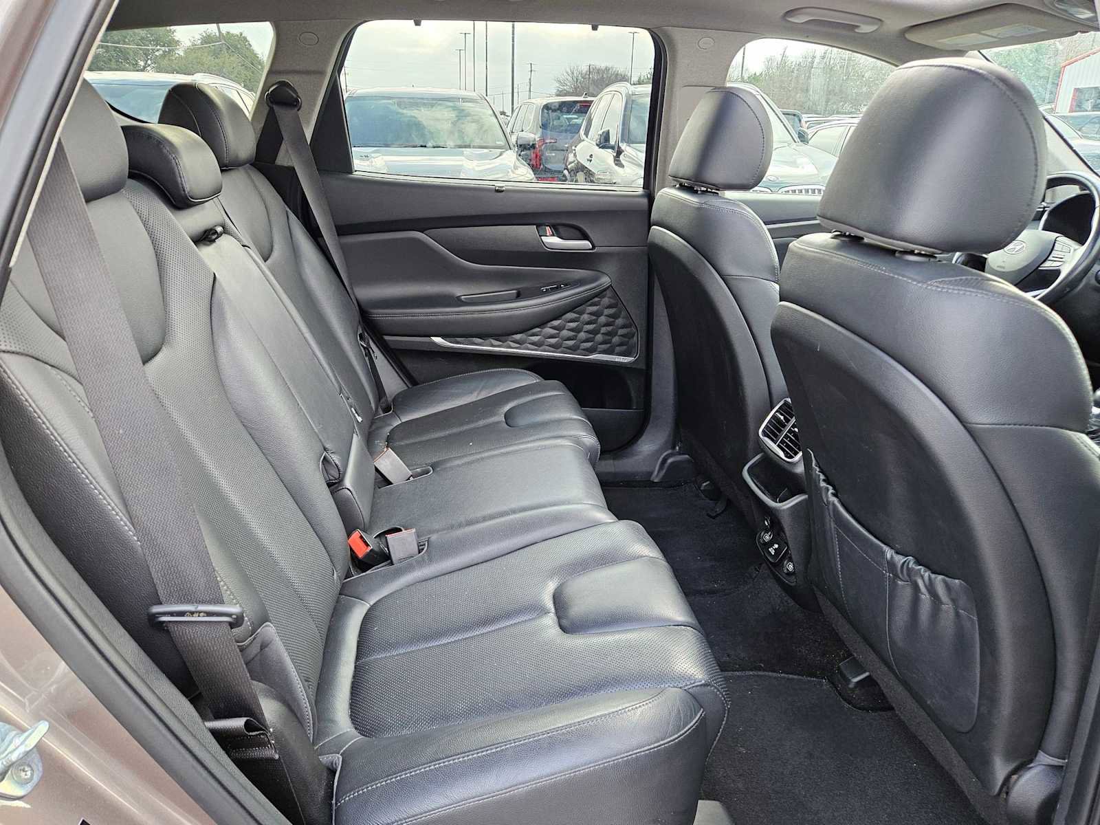 Used 2020 Hyundai Santa Fe Limited image 19