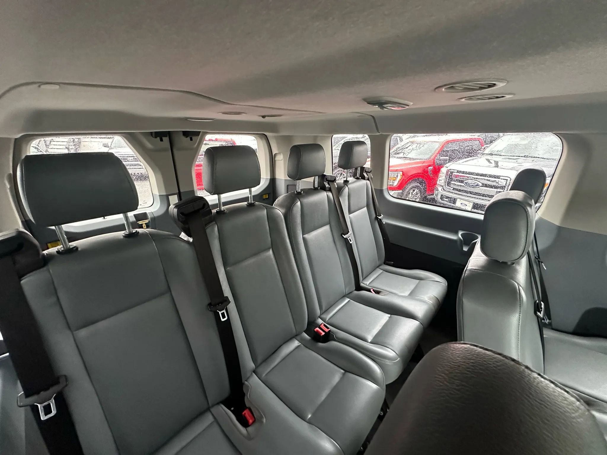 Used 2017 Ford Transit 350 XL image 17