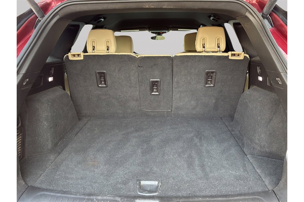 Used 2018 Cadillac XT5 FWD image 28