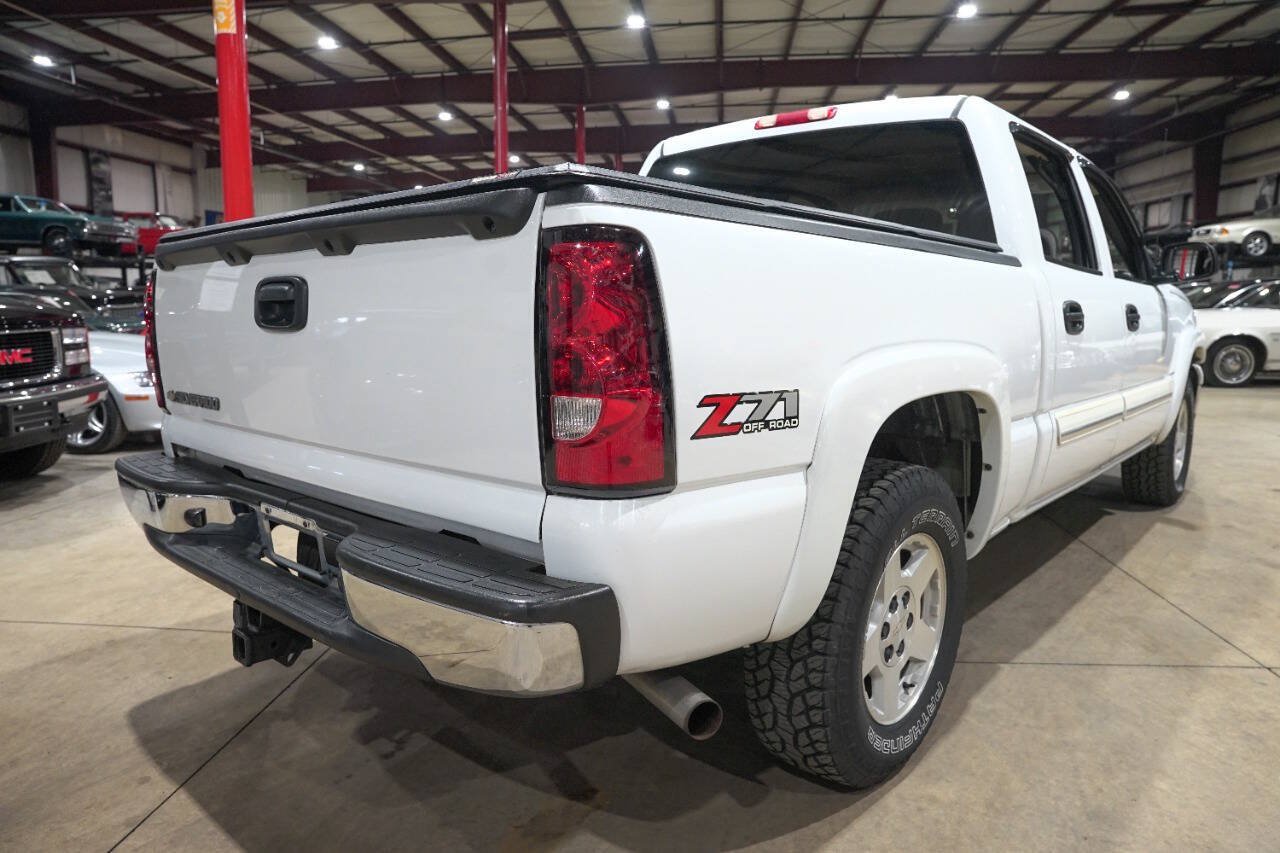 Used 2006 Chevrolet Silverado 1500 LT w/ Light Duty Power Package AWD/4WD image 8
