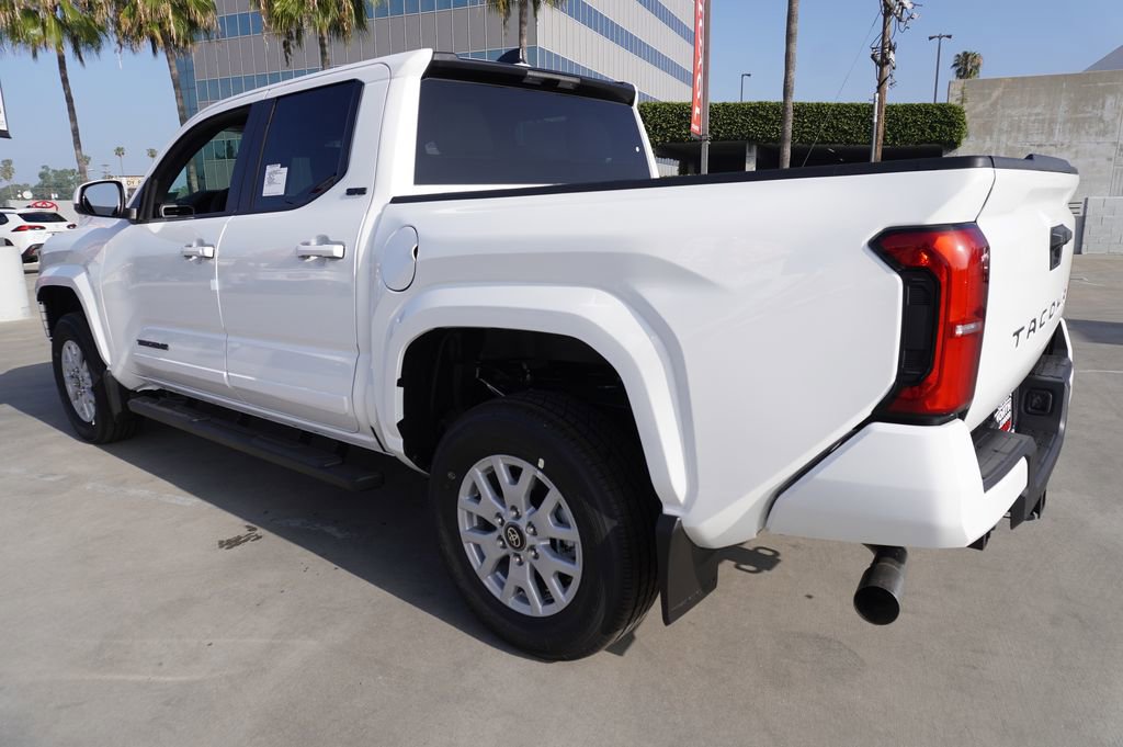 Used 2026 Toyota Tacoma SR5 image 6