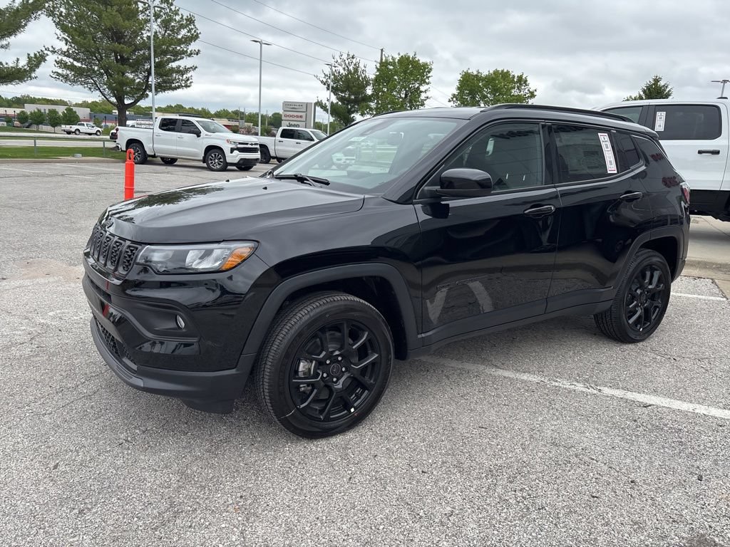 New 2026 Jeep Compass Latitude AWD/4WD image 14