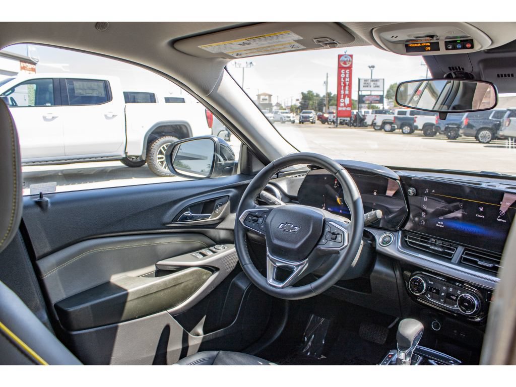 Used 2026 Chevrolet Trax ACTIV w/ Driver Confidence Package FWD image 21
