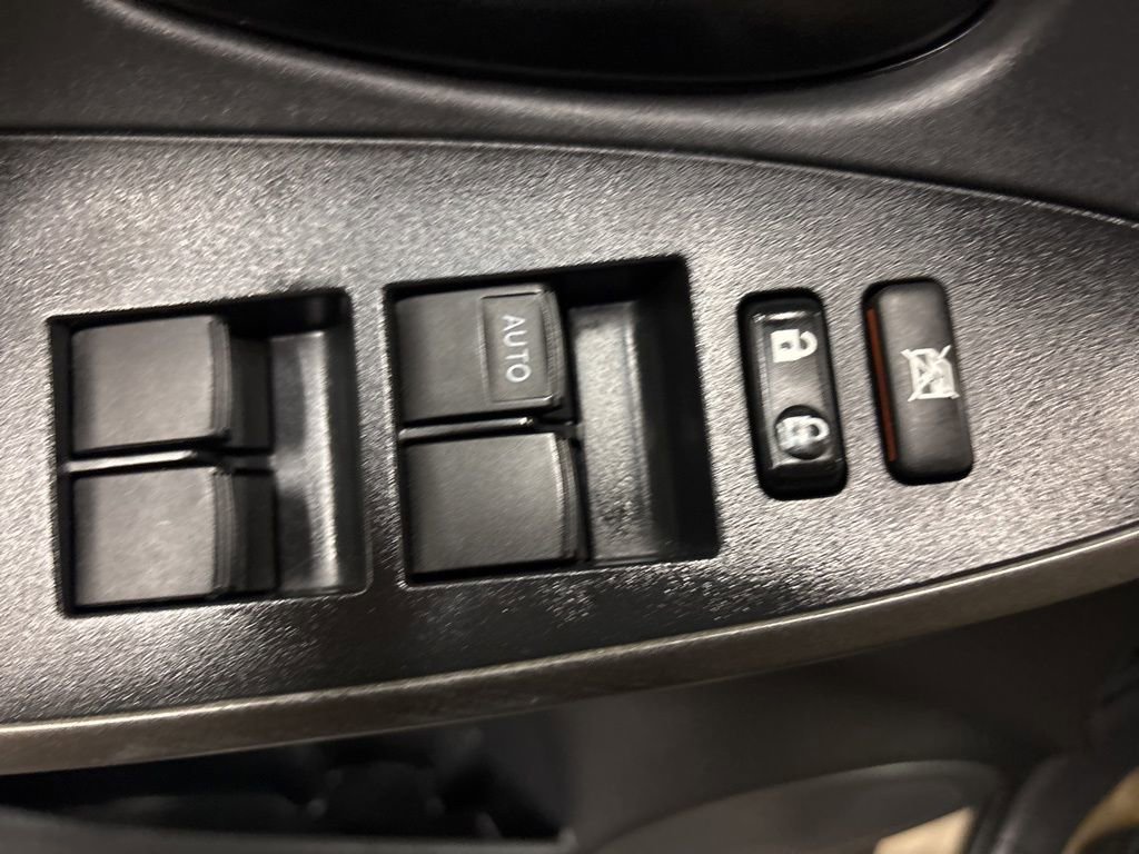 Used 2011 Toyota RAV4 4WD w/ Base L4 Extra Value Pkg image 17