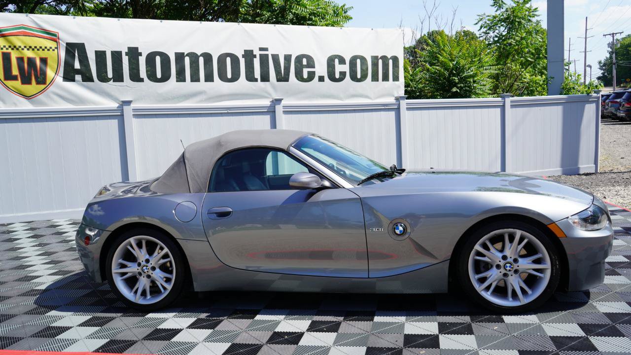 Used 2008 BMW Z4 3.0i w/ Premium Pkg RWD image 37