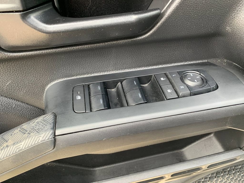 Used 2024 Toyota Tacoma SR5 RWD image 13