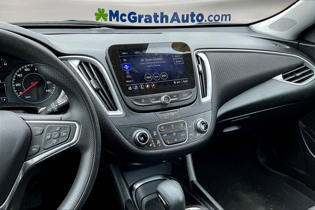Used 2024 Chevrolet Malibu LT image 9