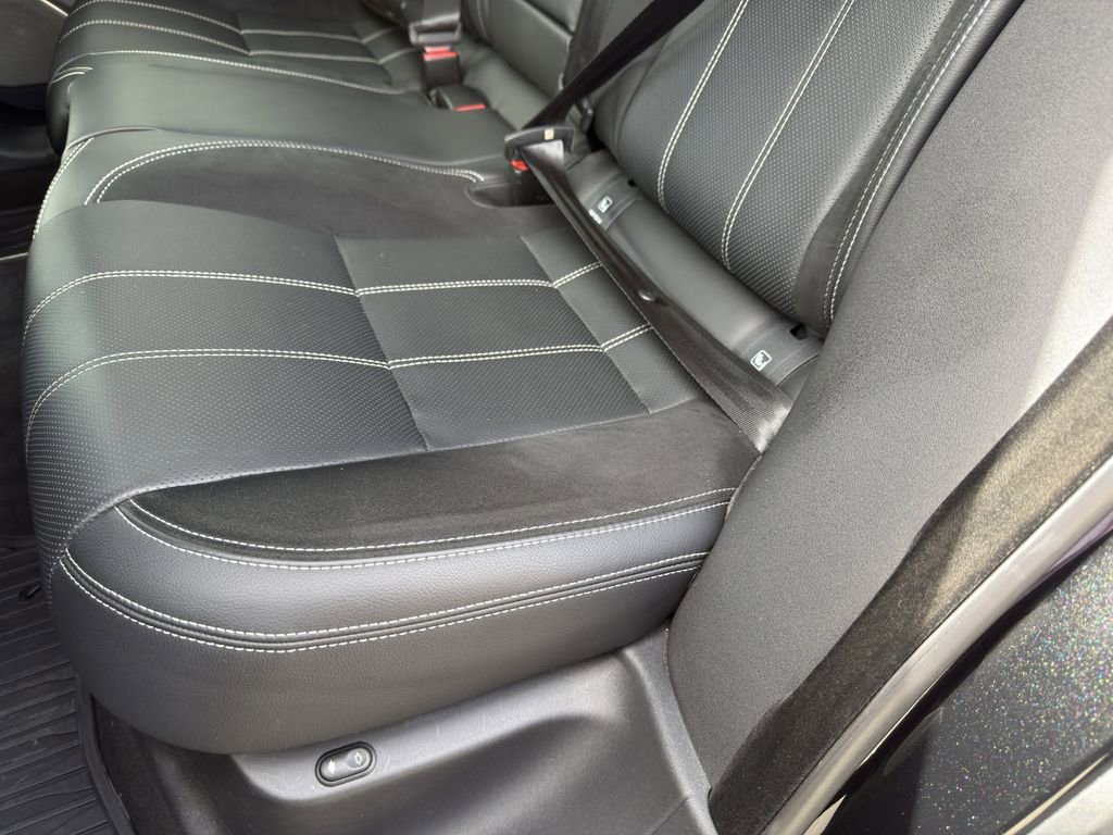 Used 2019 Land Rover Range Rover Velar R-Dynamic SE image 35