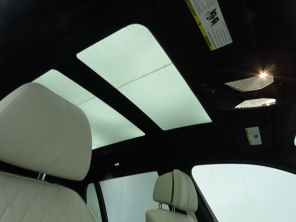 New 2026 BMW X7 M60i image 19