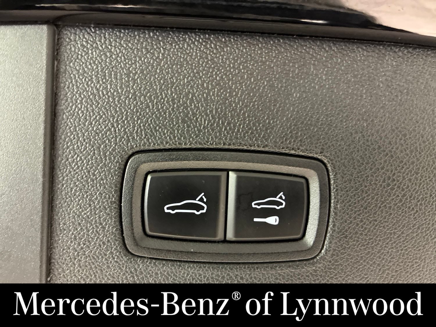 Used 2020 Porsche Cayenne Turbo AWD/4WD image 27