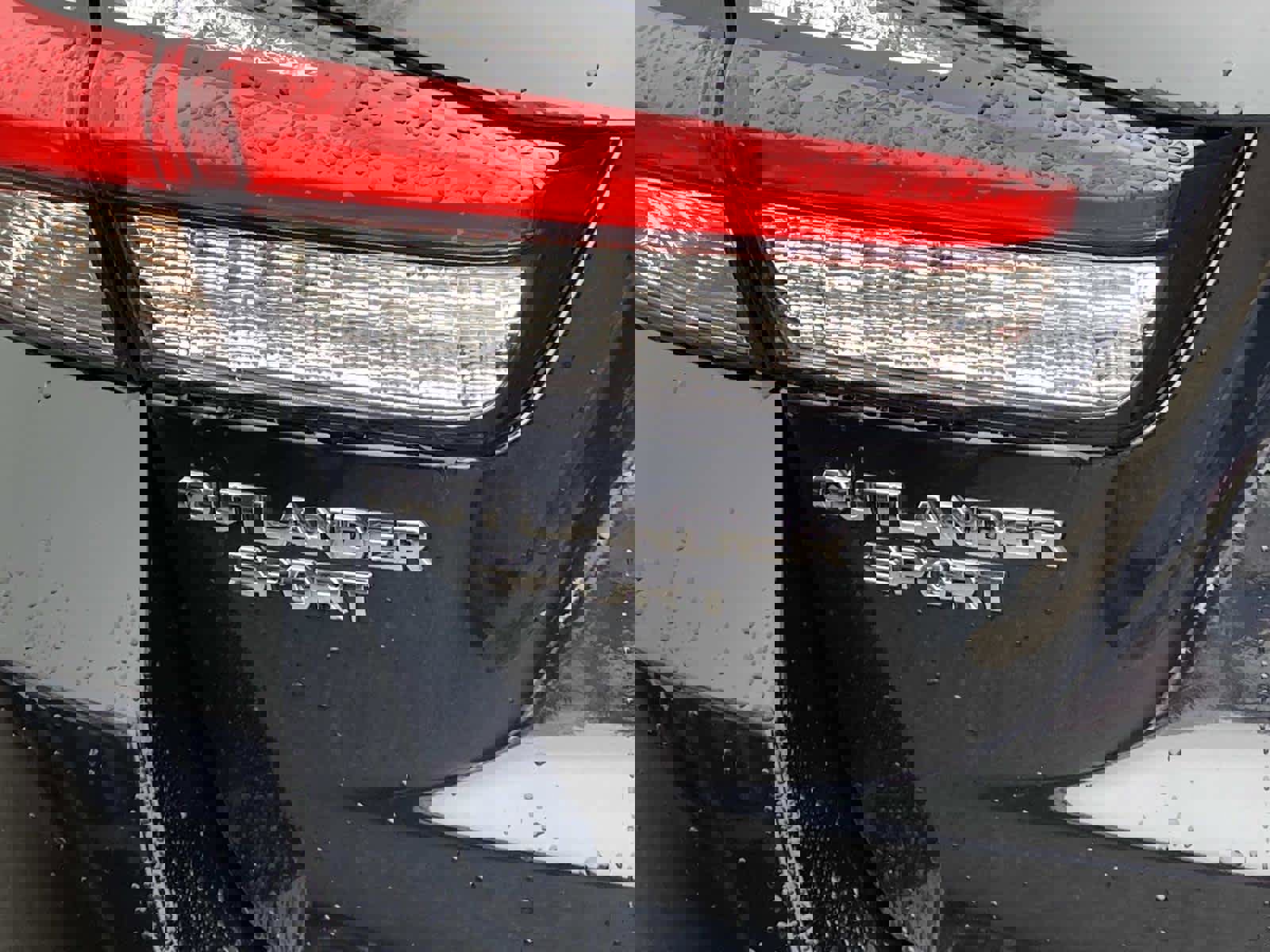 Used 2024 Mitsubishi Outlander Sport LE AWD/4WD image 6