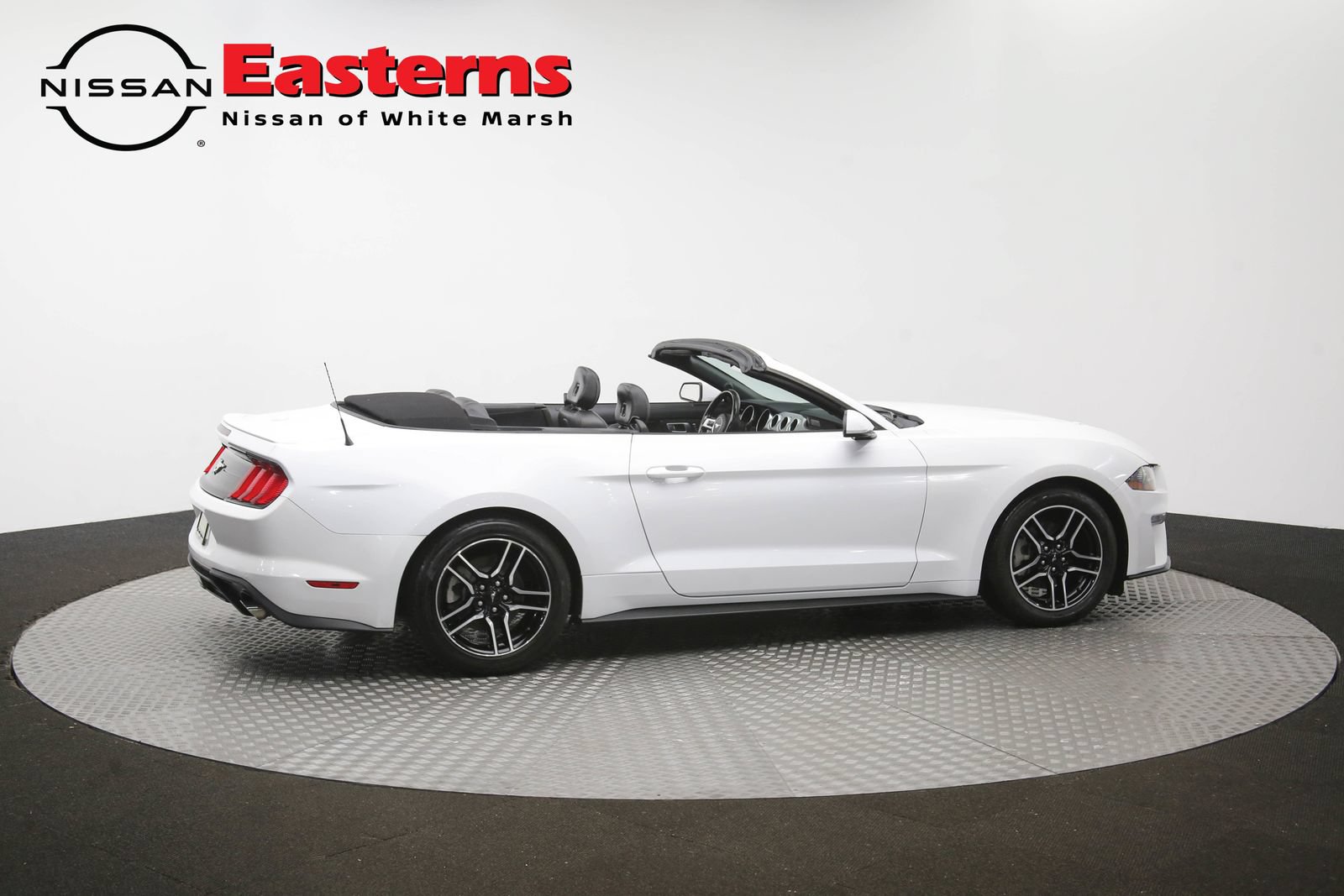 Used 2022 Ford Mustang Premium RWD image 41