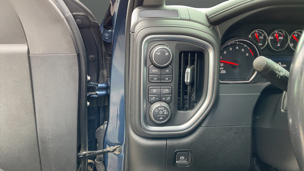 Certified 2019 Chevrolet Silverado 1500 LTZ AWD/4WD image 29