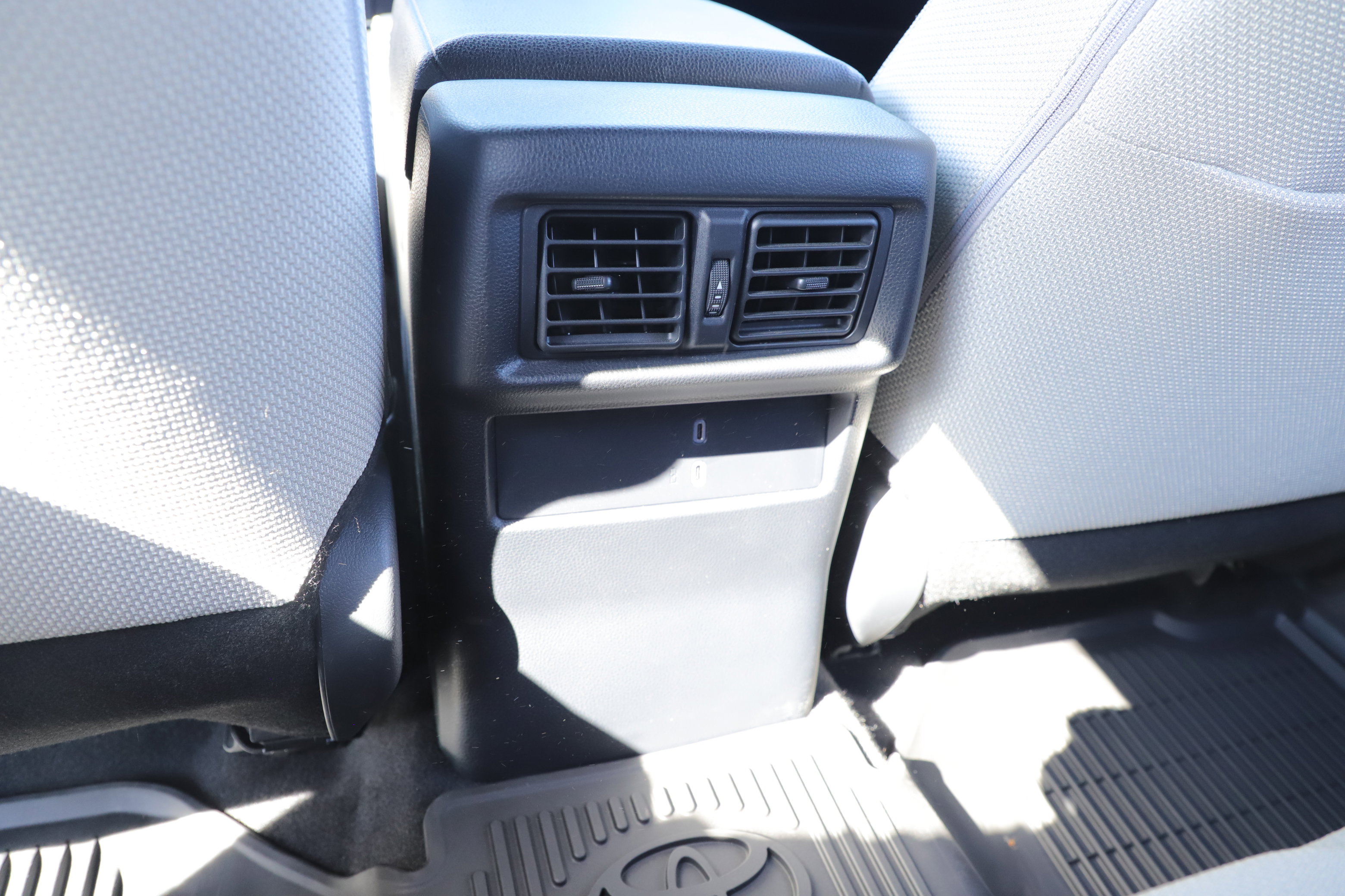 Used 2025 Toyota 4Runner SR5 image 29