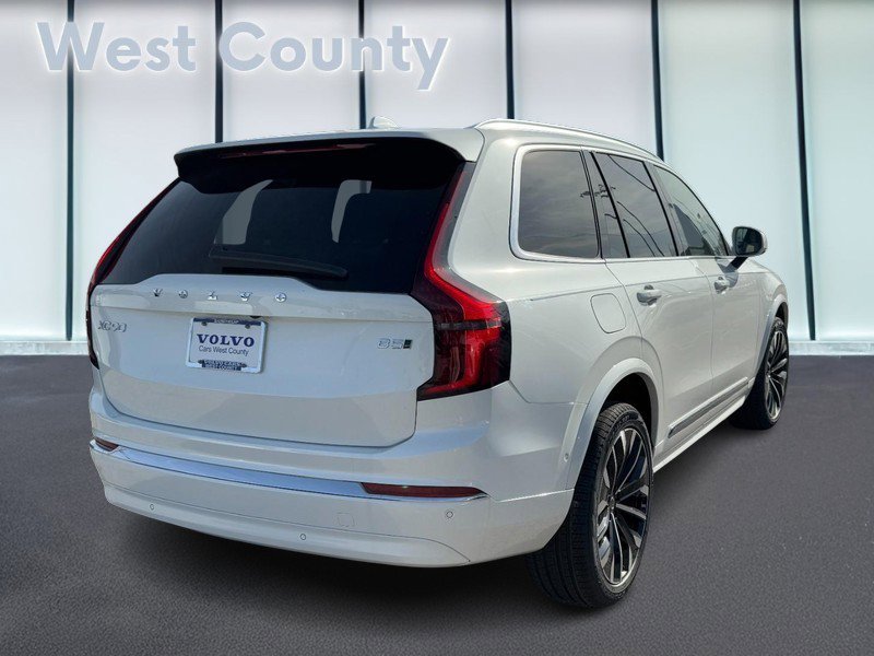 New 2026 Volvo XC90 B5 Plus w/ Protection Package image 3