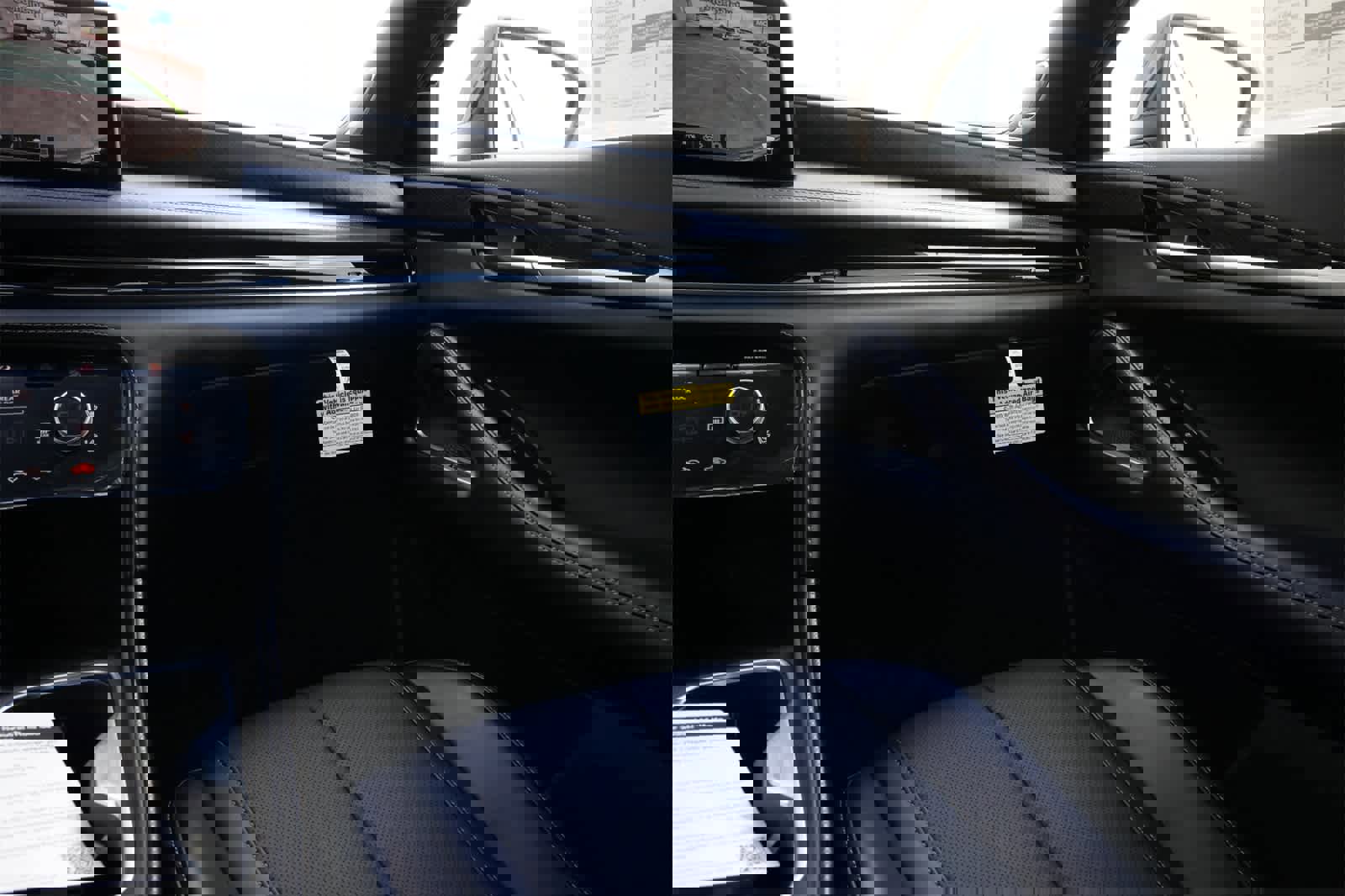 New 2026 INFINITI QX60 Sport image 8