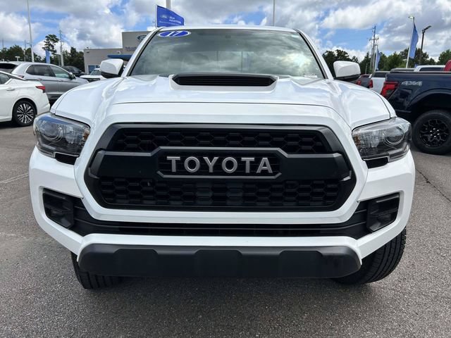 Used 2017 Toyota Tacoma TRD Pro AWD/4WD image 8