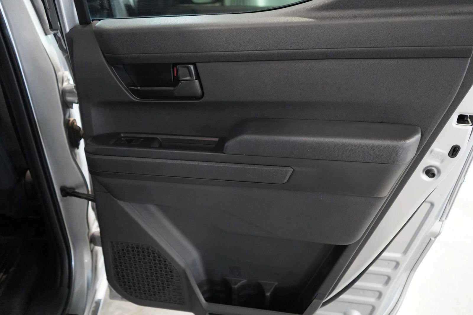 Used 2024 Toyota Tacoma SR5 AWD/4WD image 21