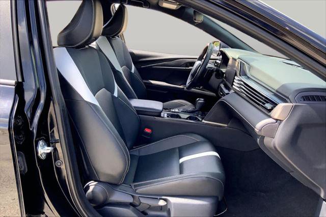 Certified 2025 Toyota Camry SE FWD image 9