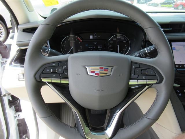 Certified 2023 Cadillac XT6 Premium Luxury image 25