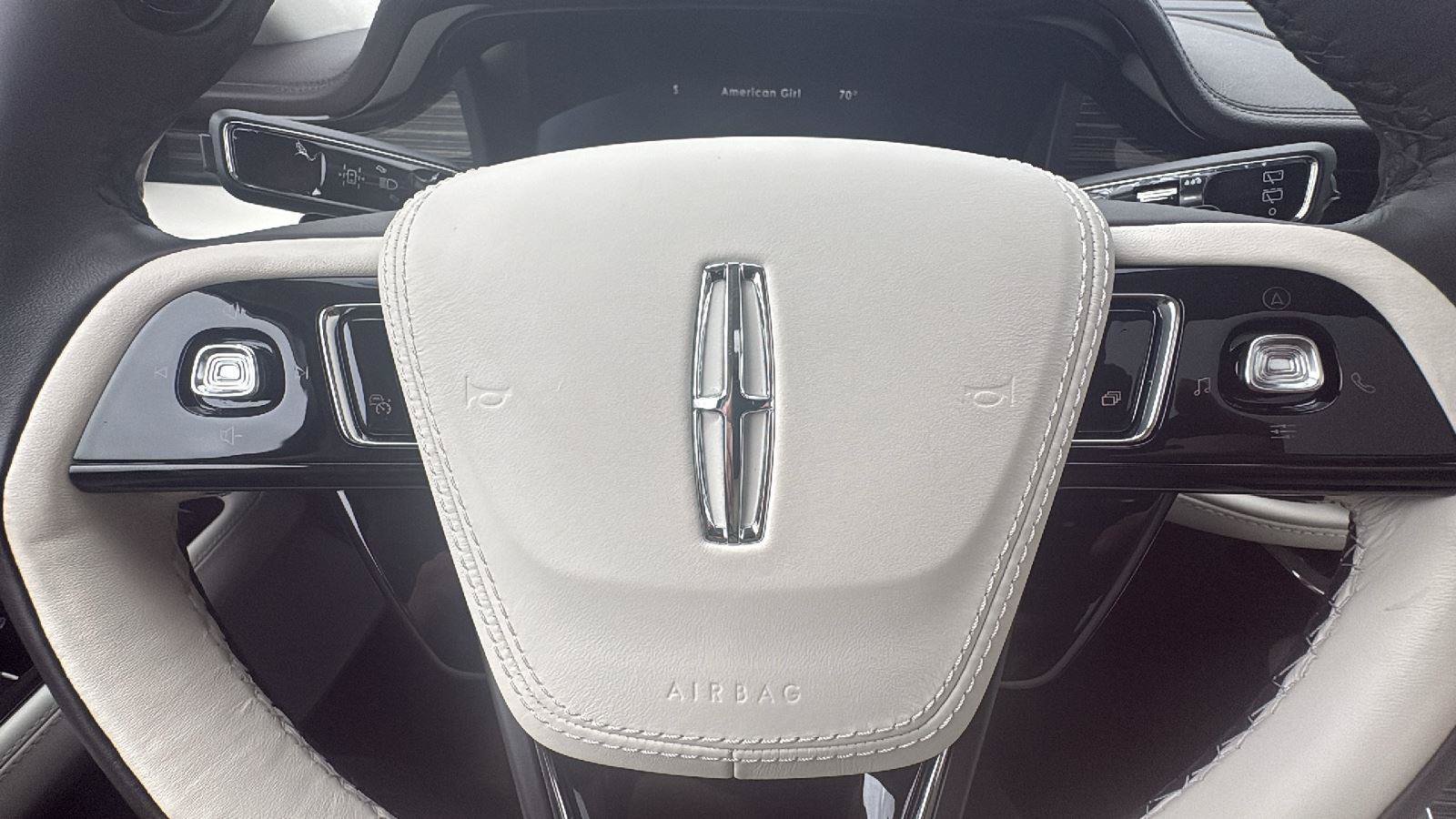 Used 2024 Lincoln Aviator Black Label AWD/4WD image 29