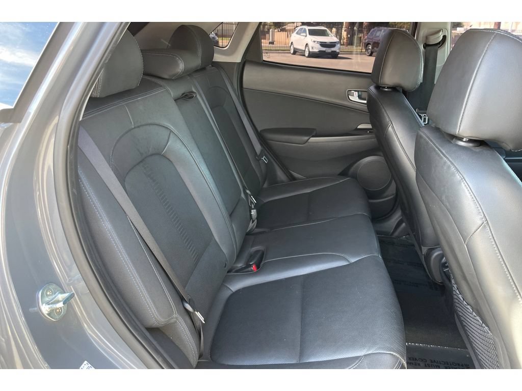Used 2023 Hyundai Kona Limited FWD image 19