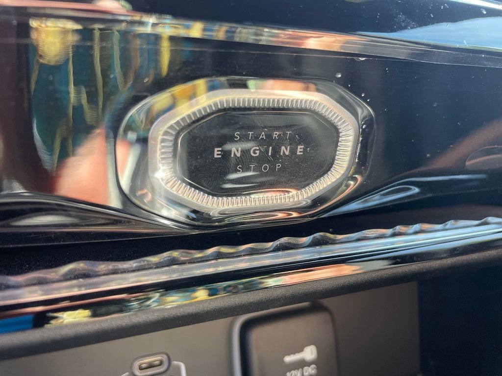 New 2026 Jeep Grand Cherokee Limited AWD/4WD image 9