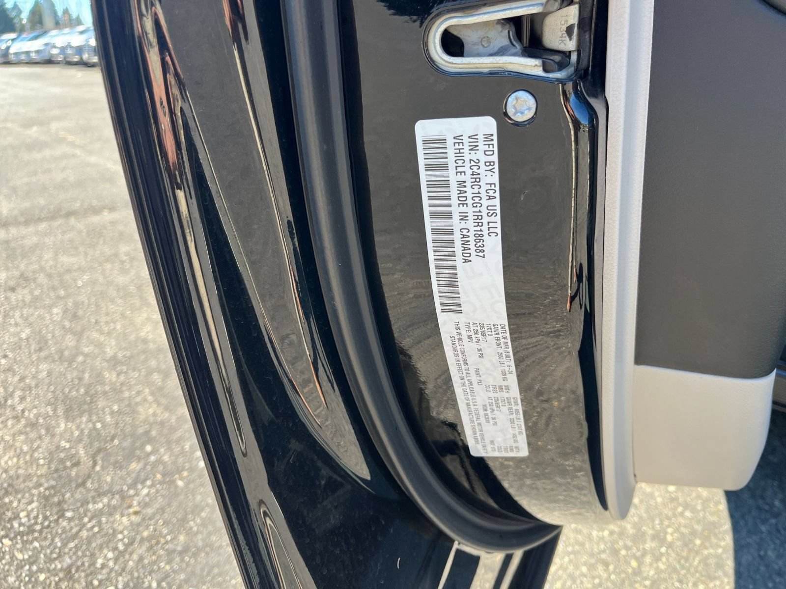 Used 2024 Chrysler Voyager LX FWD image 27