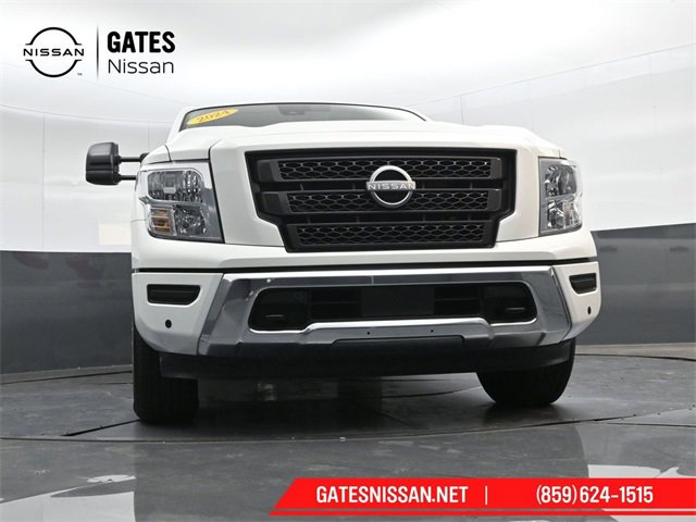 Used 2024 Nissan Titan SV w/ SV Convenience Package image 35