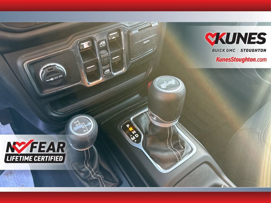 Used 2021 Jeep Wrangler Unlimited Sahara w/ Uconnect 4C Nav & Sound Group image 33