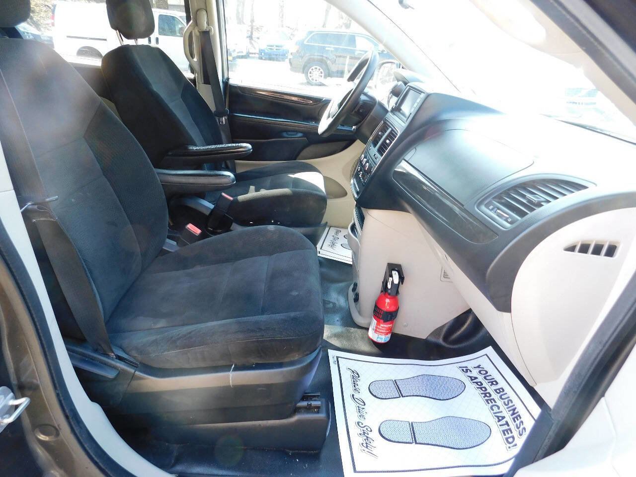 Used 2016 Dodge Grand Caravan SE w/ Quick Order Package 29E SE image 22