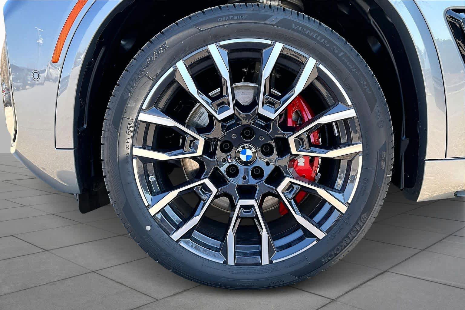 New 2026 BMW i5 eDrive40 w/ Executive Package image 11