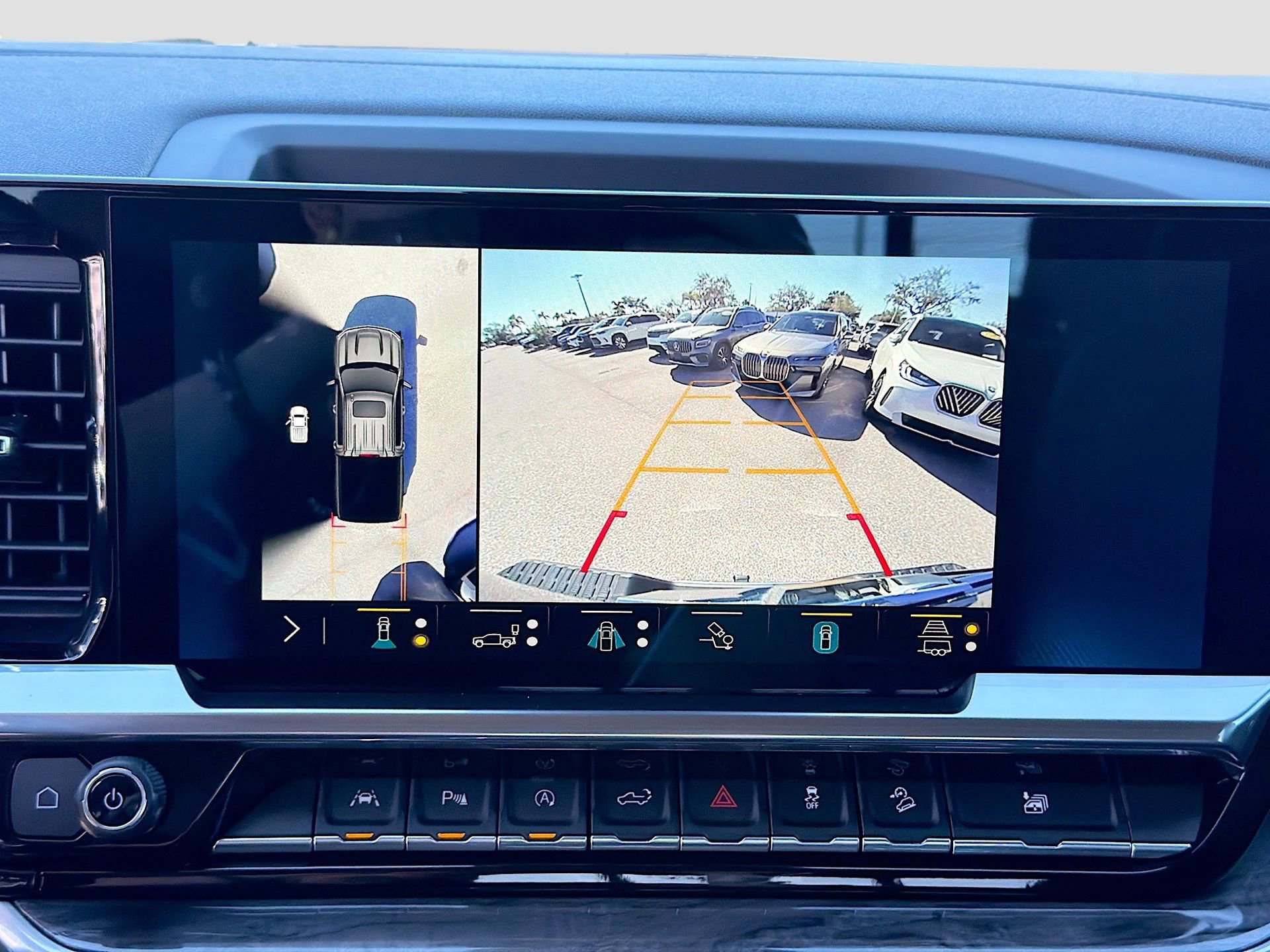 Used 2022 Chevrolet Silverado 1500 LTZ w/ LTZ Premium Package image 34