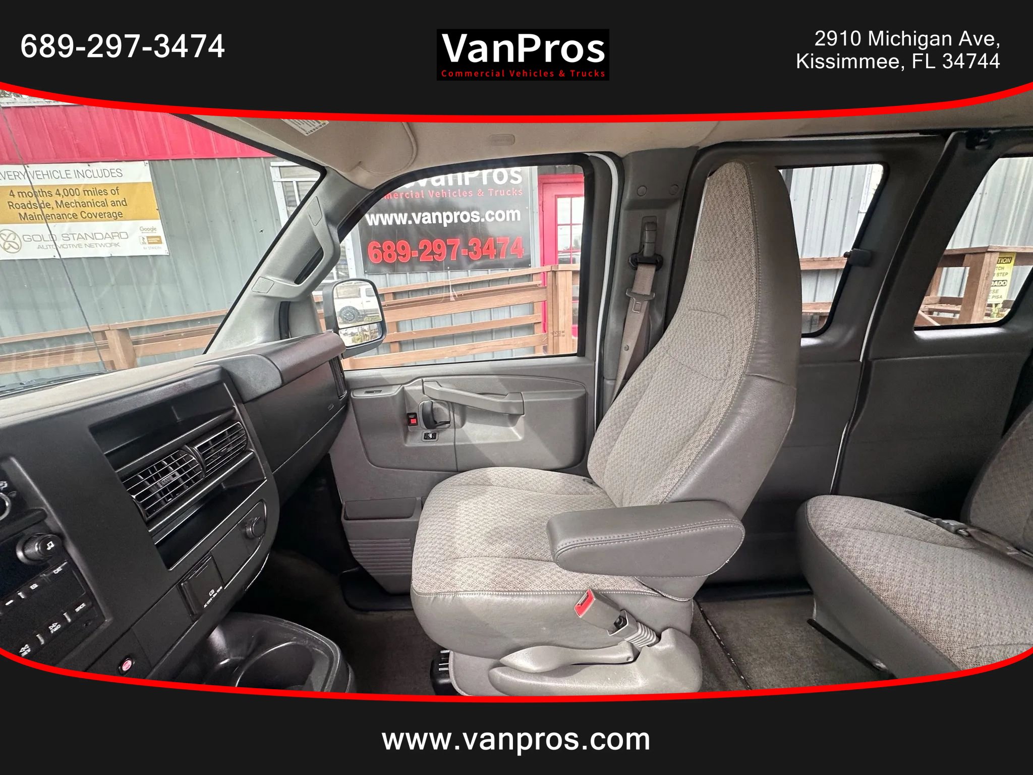 Used 2018 Chevrolet Express 3500 LT w/ LT Preferred Equipment Group RWD image 11