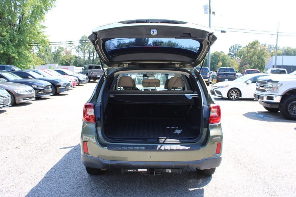Used 2017 Subaru Outback 2.5i AWD/4WD image 9