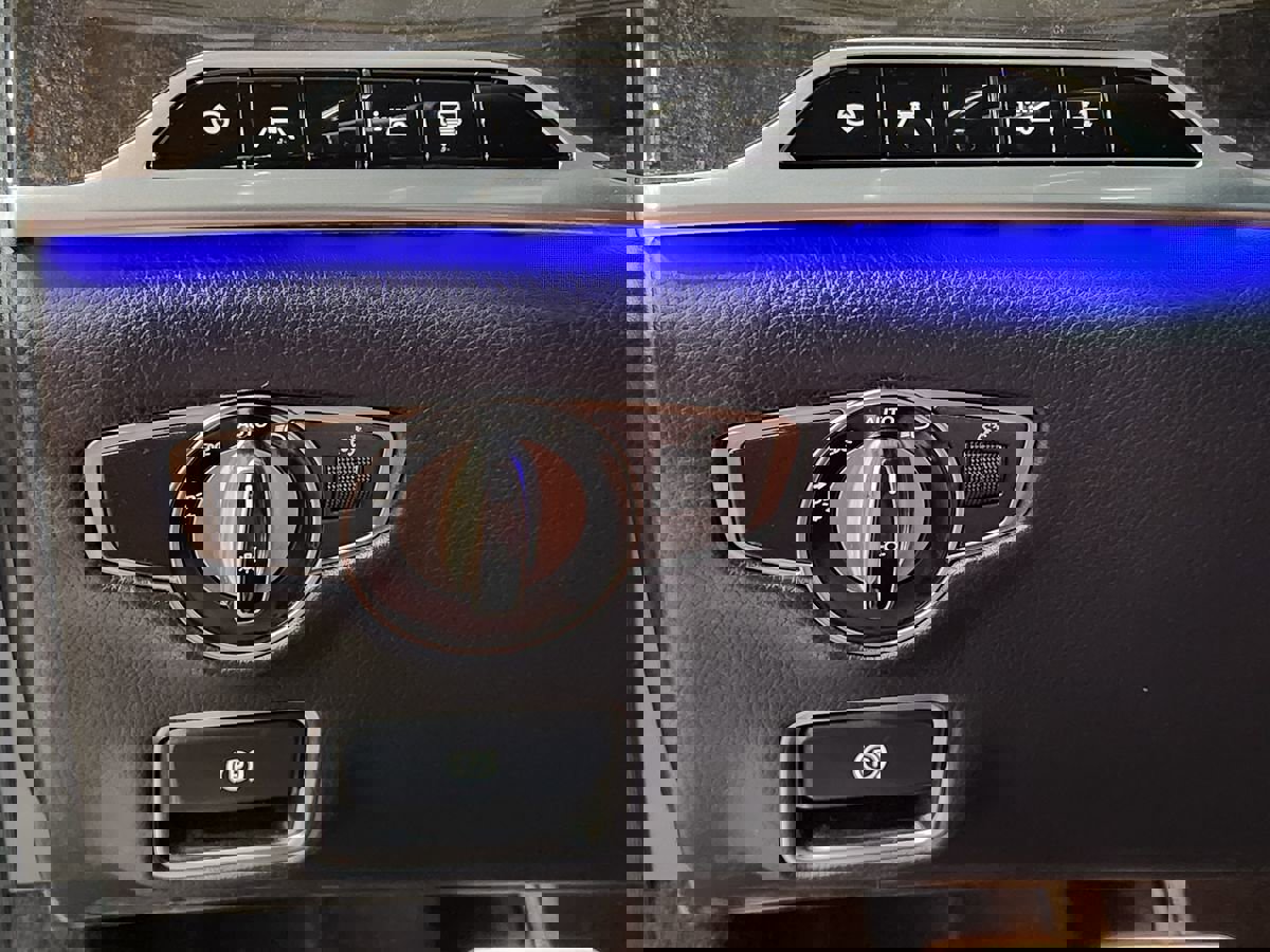 Used 2018 Mercedes-Benz S 450 4MATIC Sedan image 41