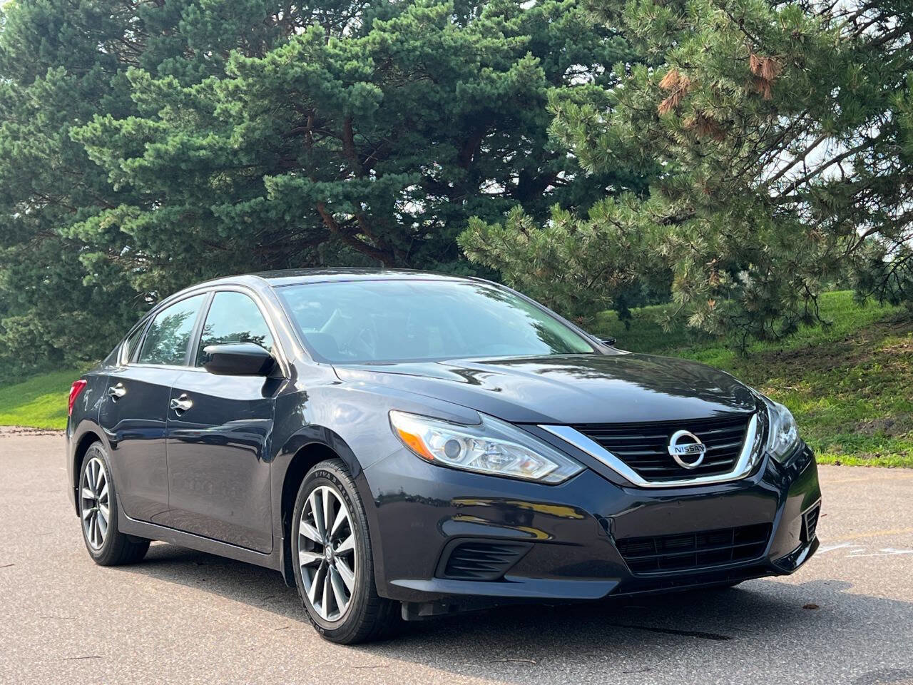 Used 2018 Nissan Altima 2.5 S image 1
