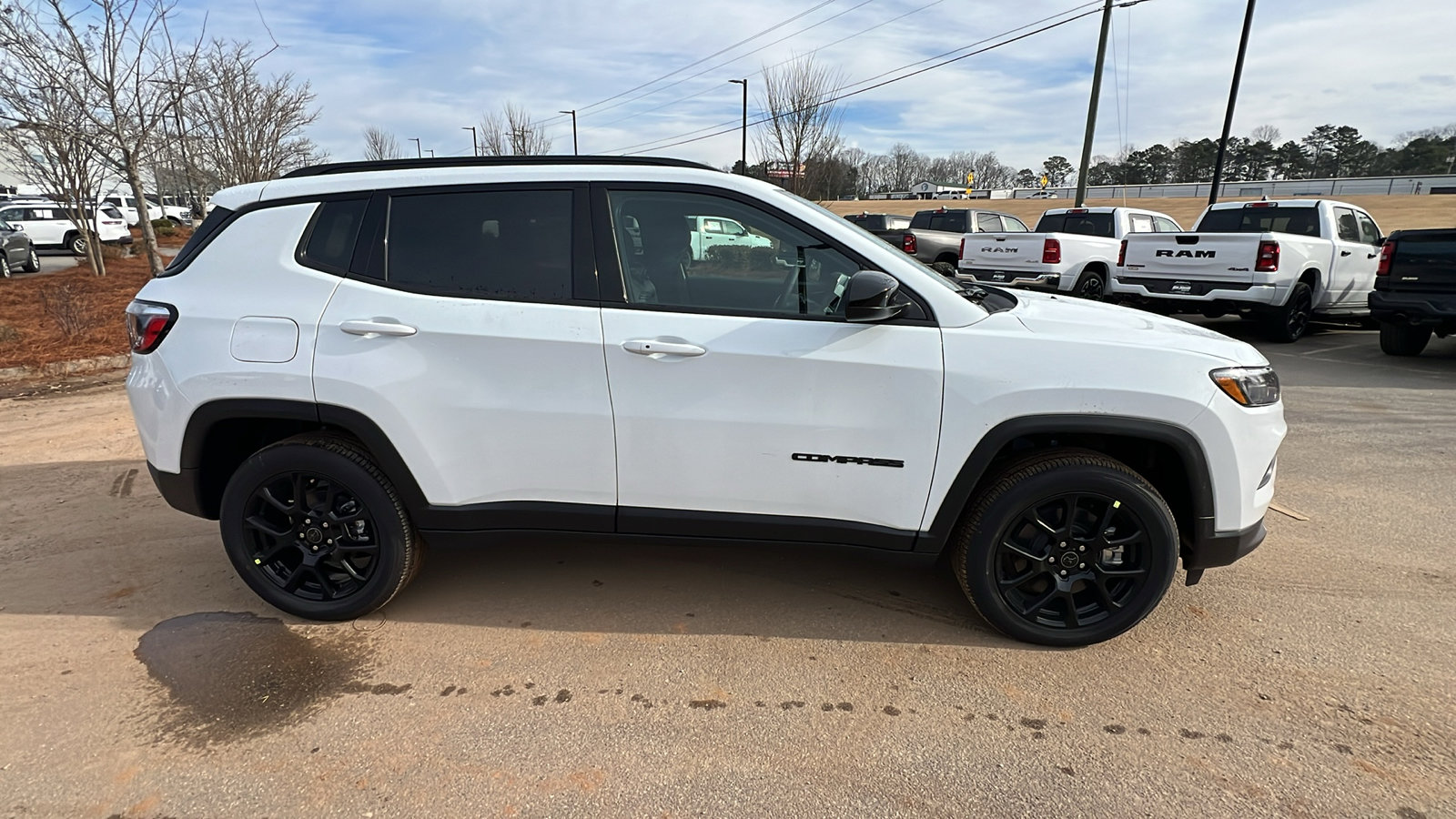 New 2026 Jeep Compass Latitude image 7