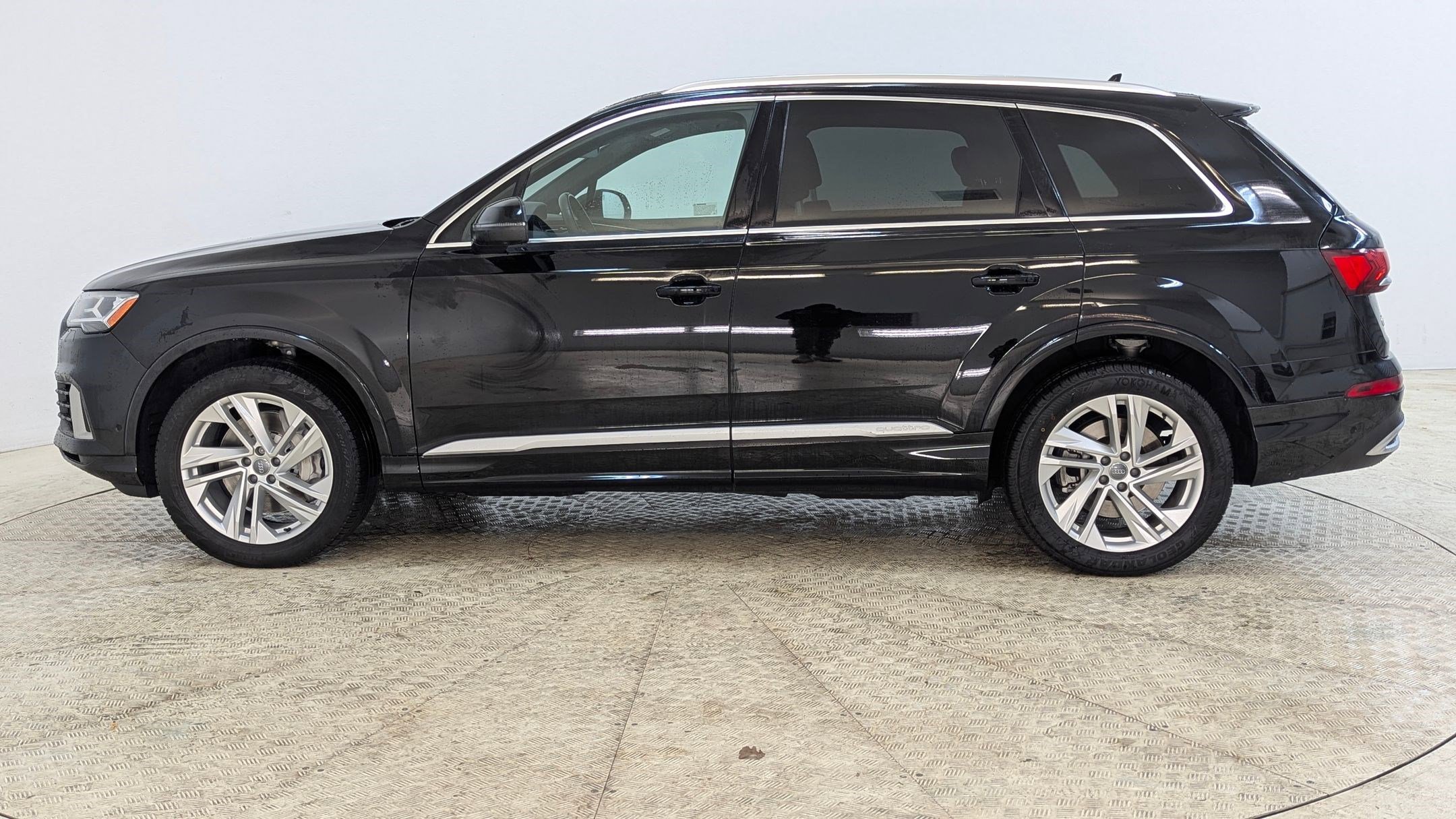 Used 2020 Audi Q7 3.0T Premium Plus image 2