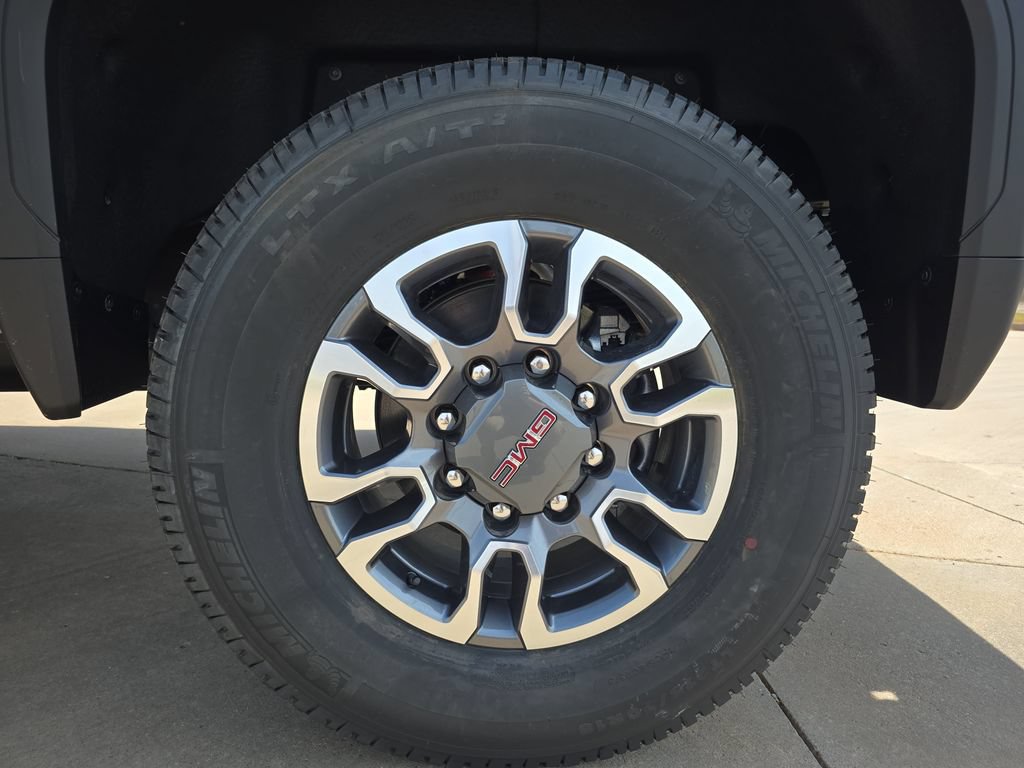New 2026 GMC Sierra 2500 SLT w/ SLT Premium Package AWD/4WD image 33