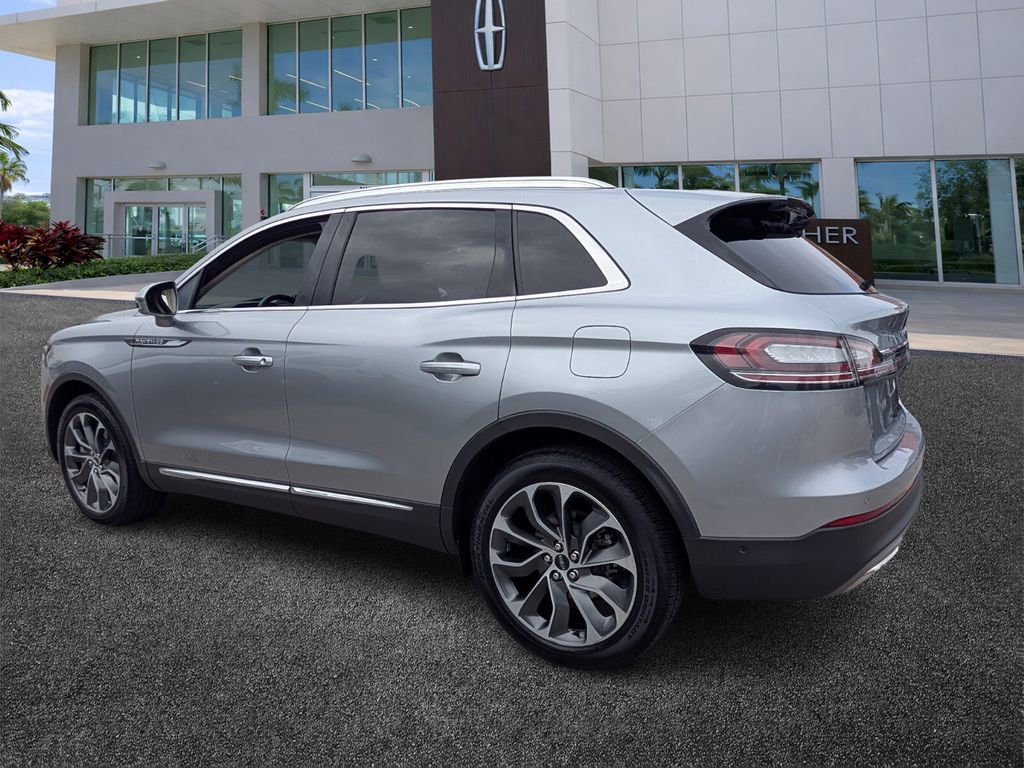 Certified 2022 Lincoln Nautilus Reserve w/ Equipment Group 201A image 5