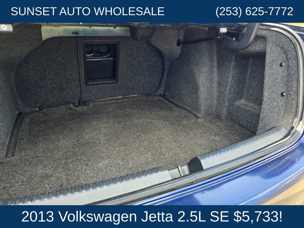 Used 2013 Volkswagen Jetta SE FWD image 23