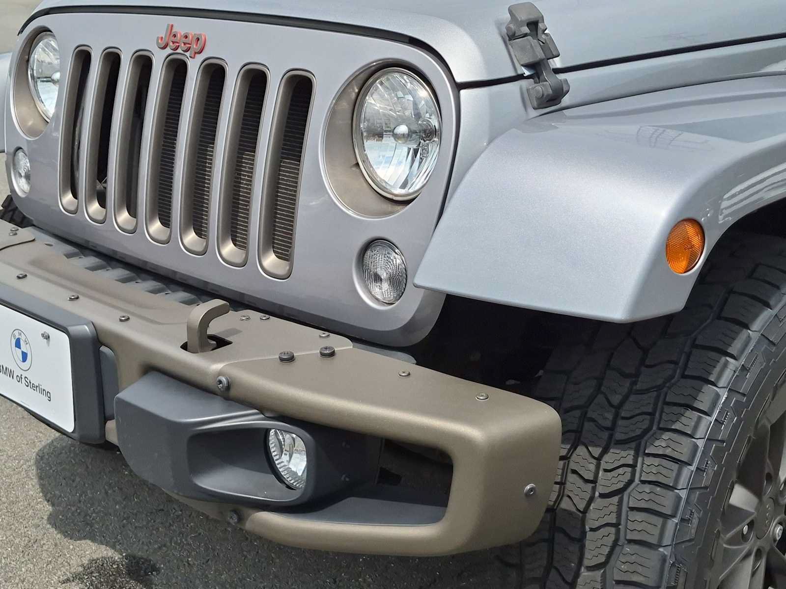Used 2016 Jeep Wrangler Sahara AWD/4WD image 11