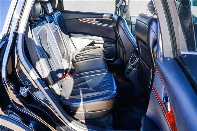Used 2016 Lincoln MKX Reserve w/ Climate Package AWD/4WD image 25
