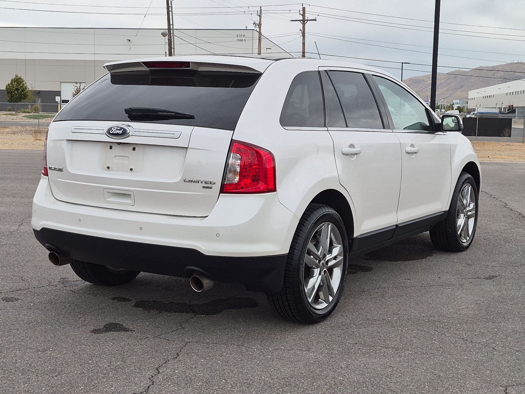 Used 2011 Ford Edge Limited AWD/4WD image 3